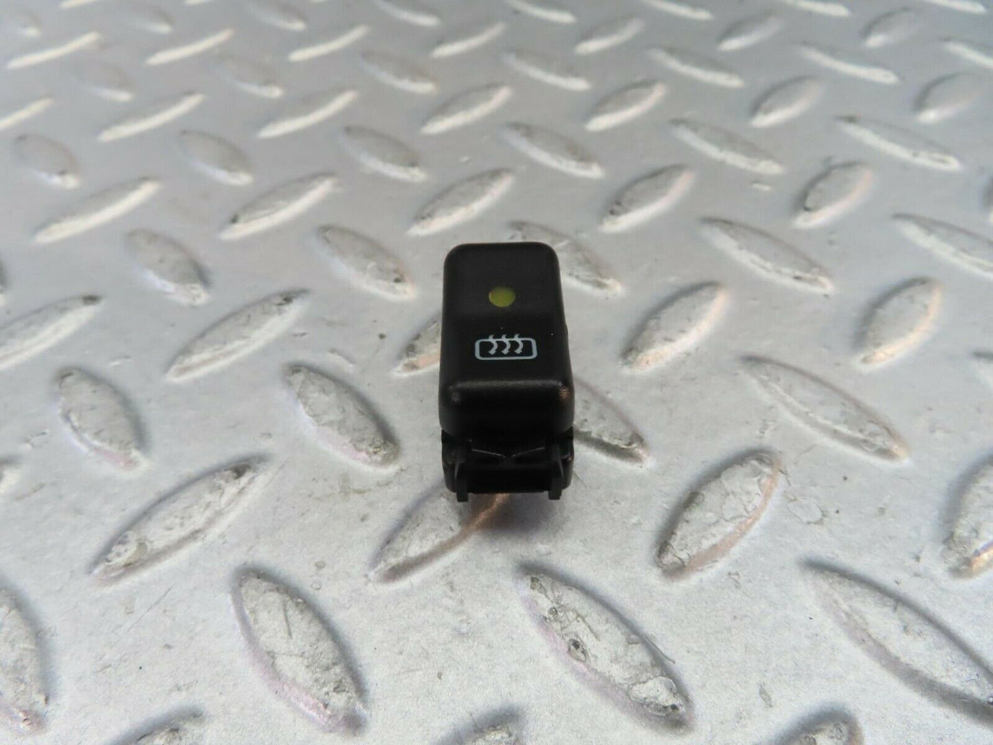 9251 Mercedes-Benz C124 300CE Coupe Rear Heated Window Switch 1248201010