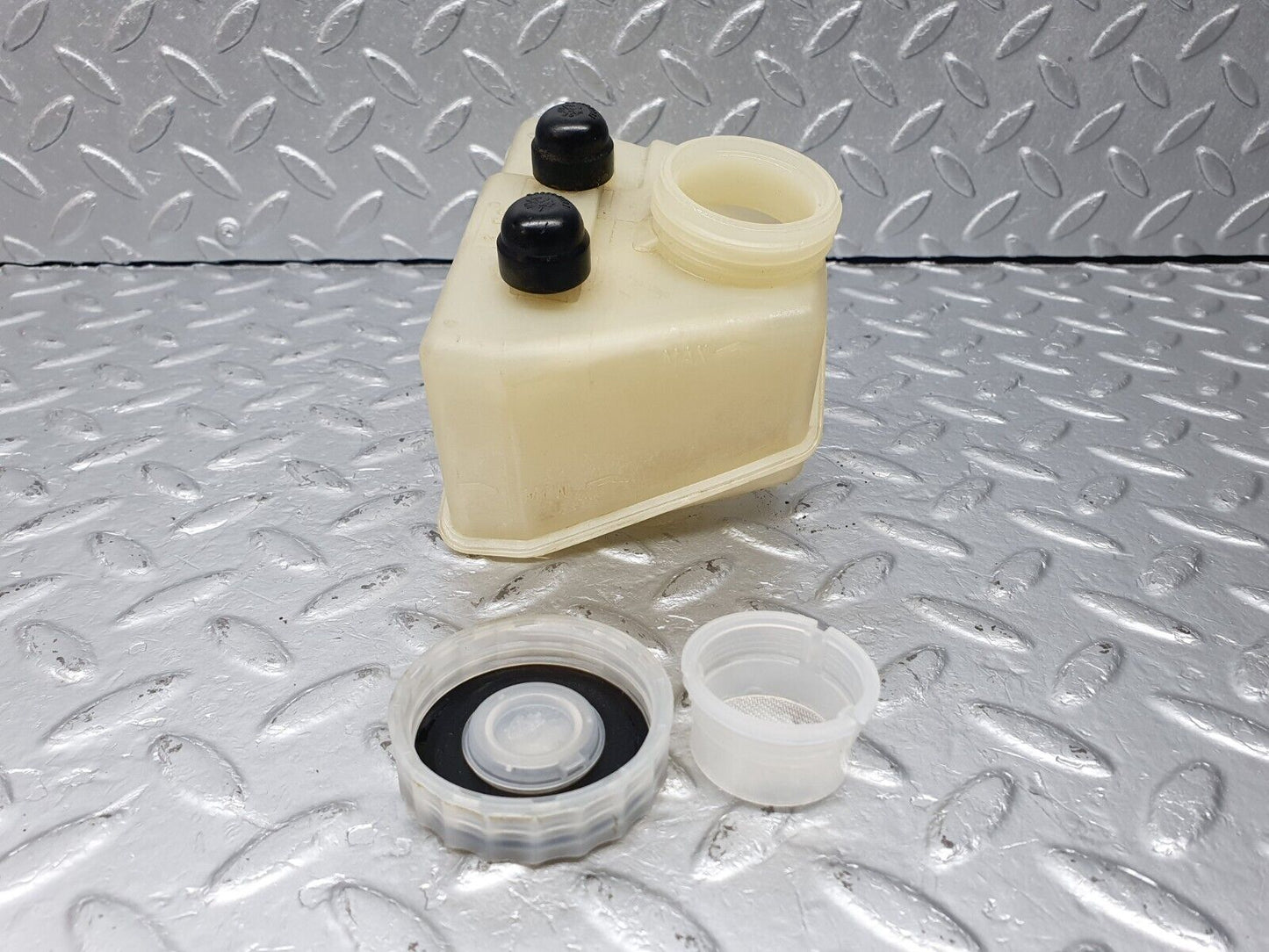 40955 Mercedes-Benz W126 300SE Brake Fluid Reservoir Tank