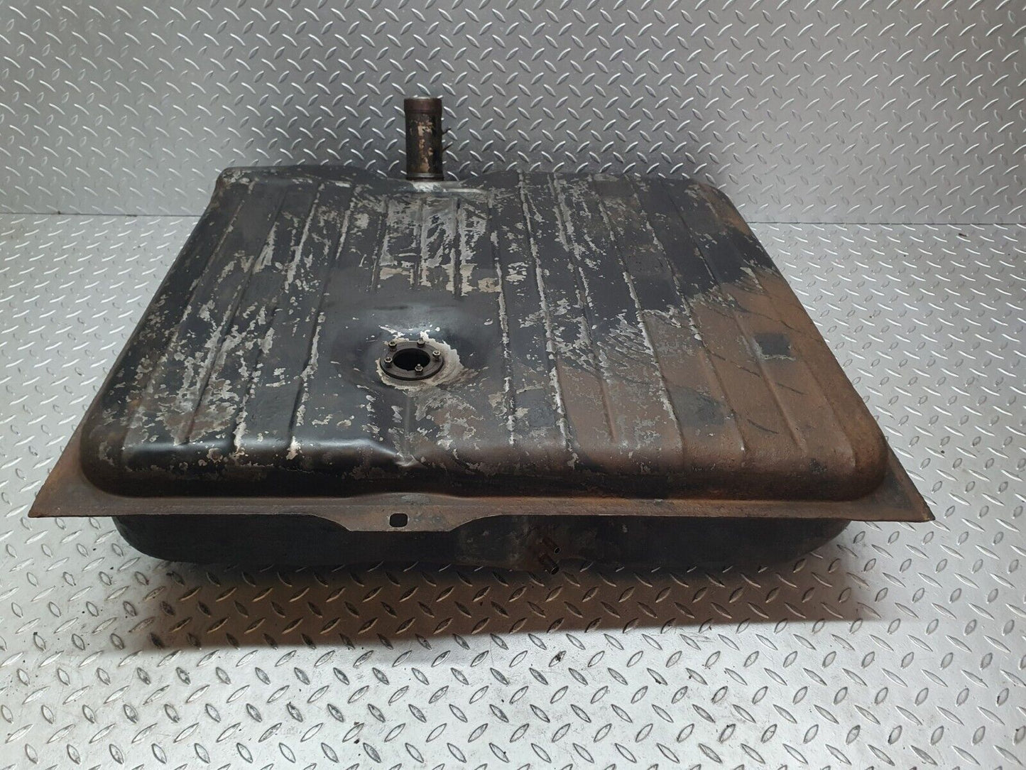 43480 Mercedes-Benz W108 280SE Fuel Tank