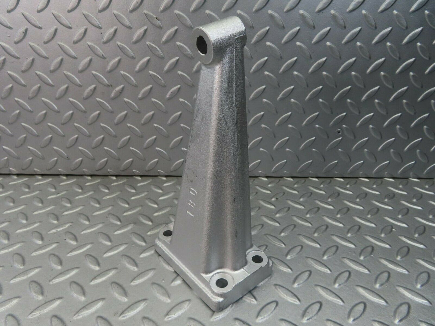 8329 Mercedes-Benz W108 Engine Mount Bracket Right Side 1802232504