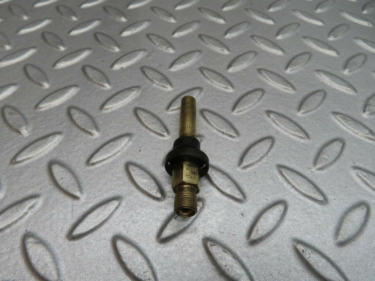 12172 Mercedes-Benz R129 300SL Coupe Fuel Injector 0437502054