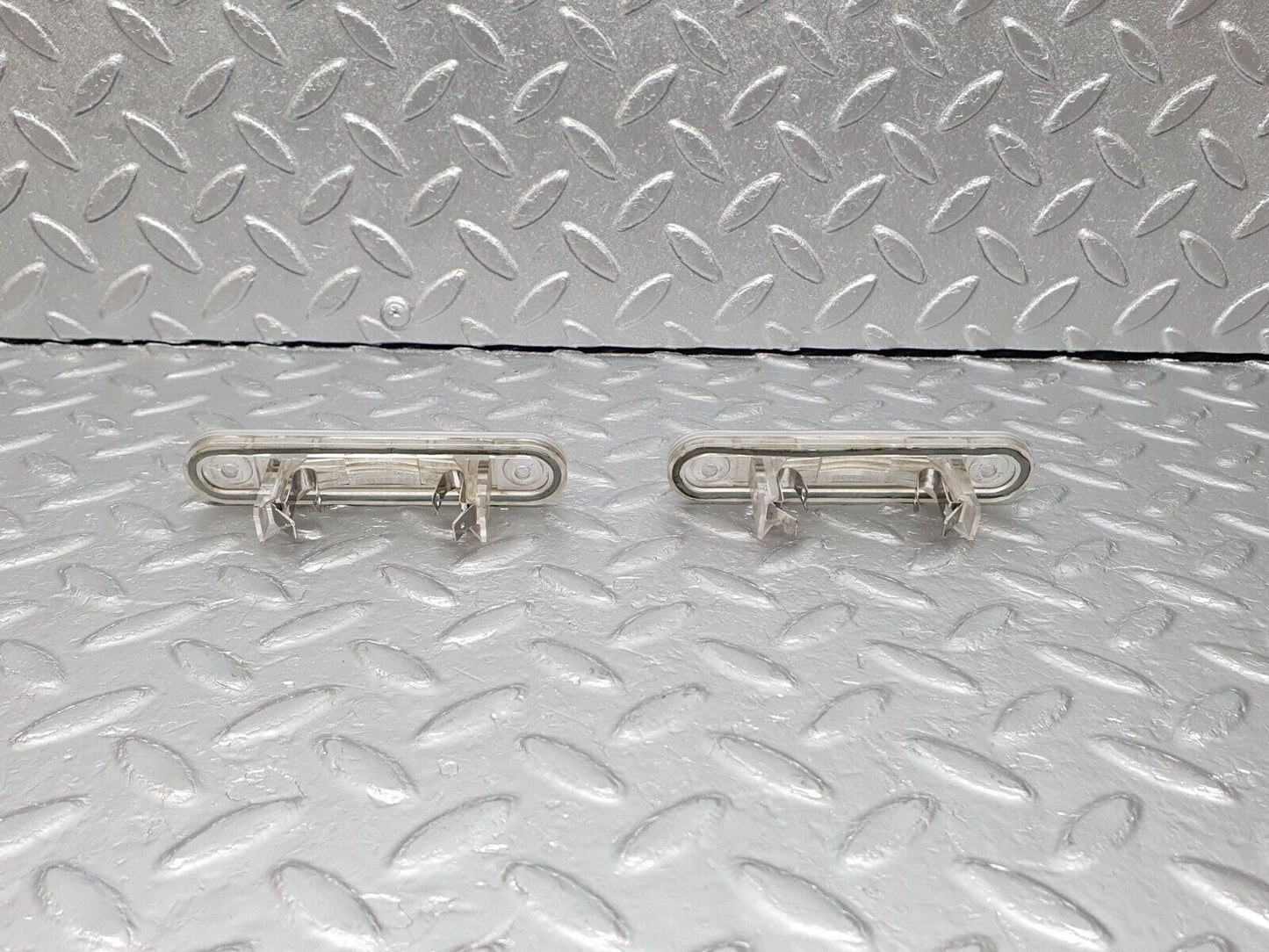 41665 Mercedes-Benz W124 200E Number Plate Light Pair 1248200256