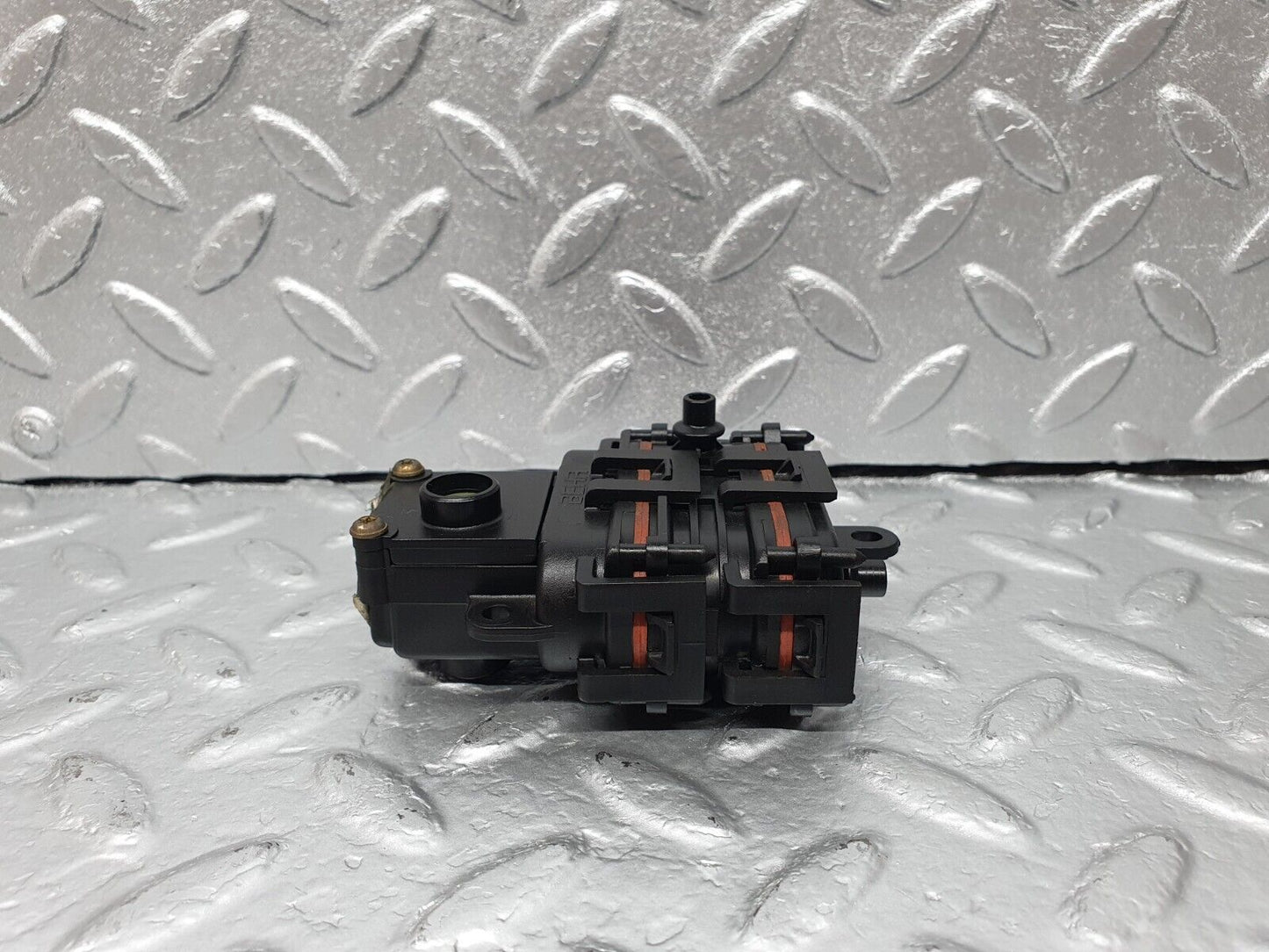 42256 Mercedes-Benz R129 320SL Coupe Heater Box Vacuum Actuator