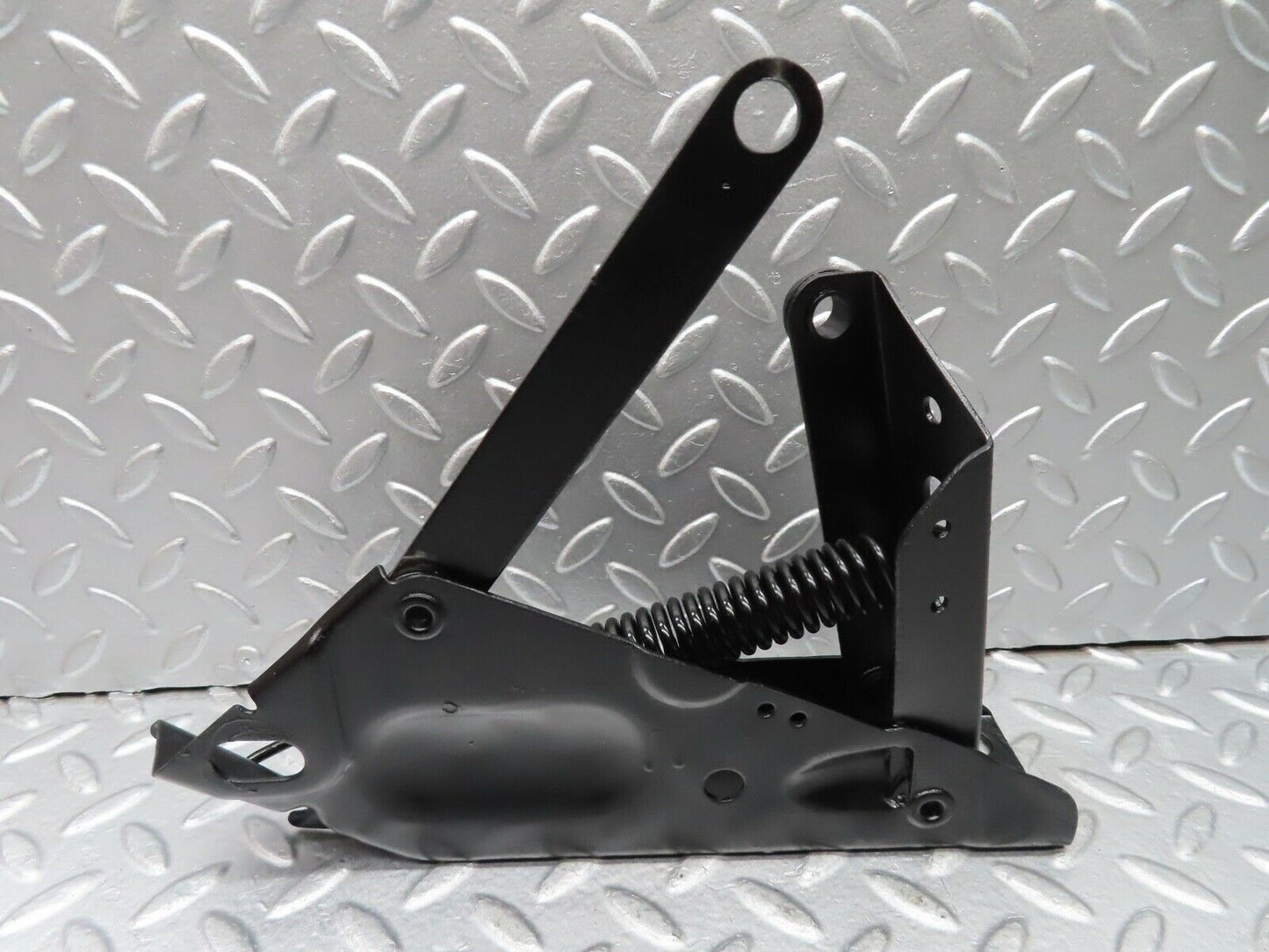 19816 Mercedes-Benz W121 190b Ponton Bonnet Hinge Left Side