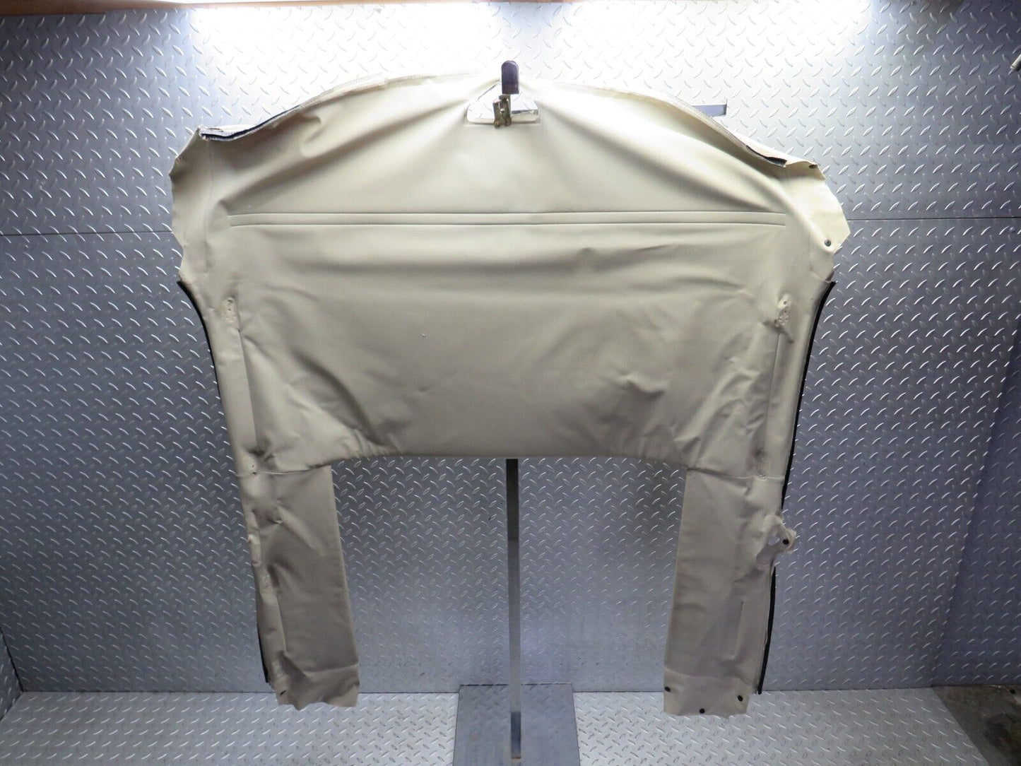 39063 Mercedes-Benz W201 190E Roof Headlining Beige