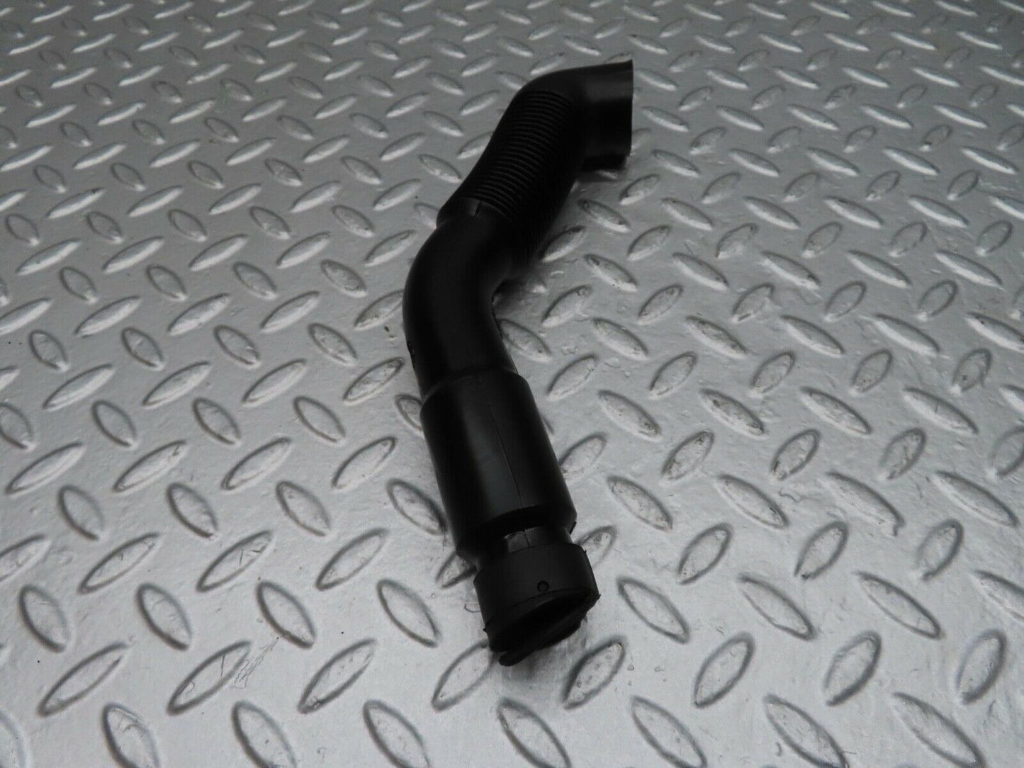 14917 Mercedes-Benz W140 S320 Water Drain Hose Left Side 1408314146