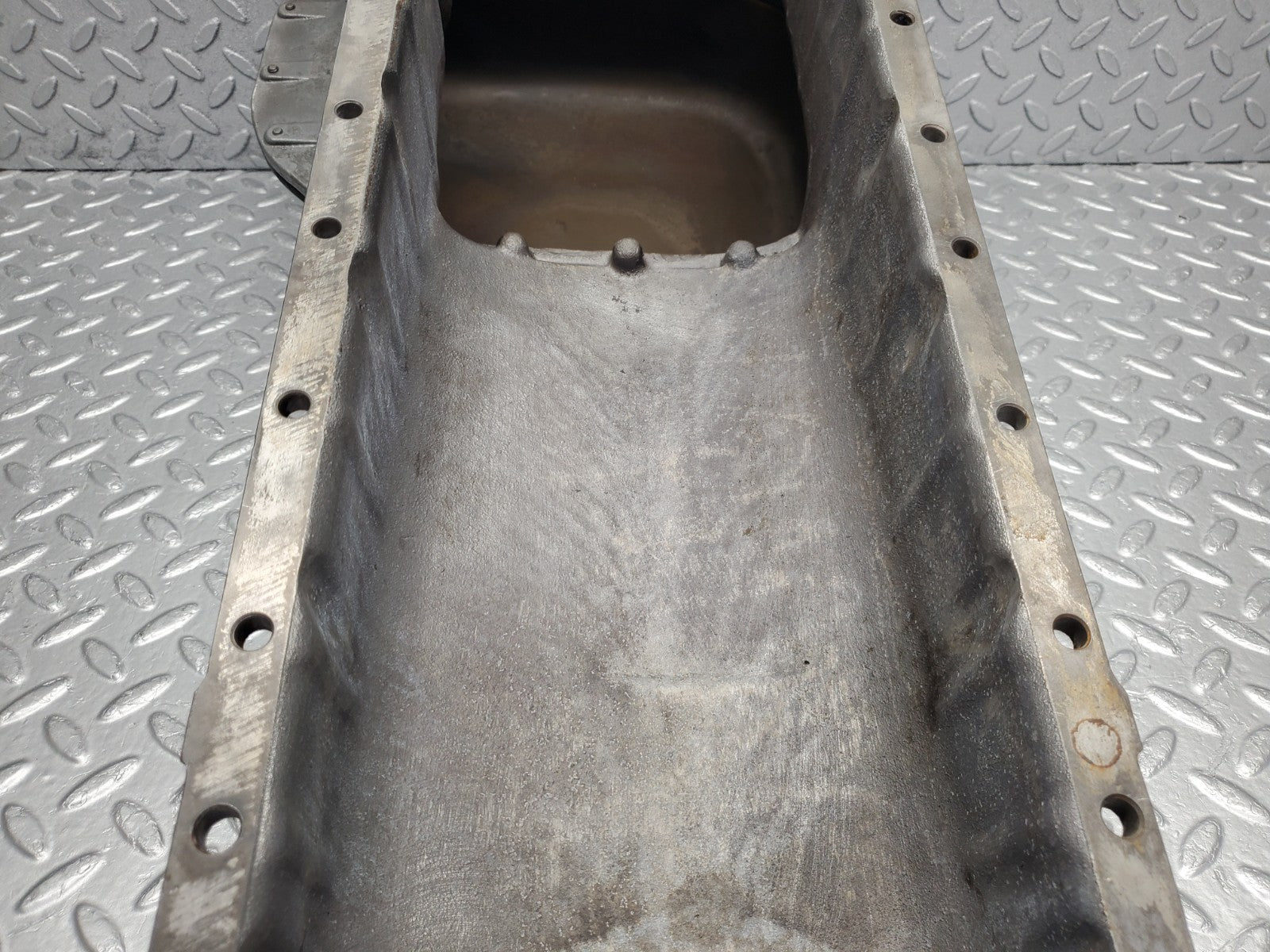 W112 oil pan oil sump used OEM