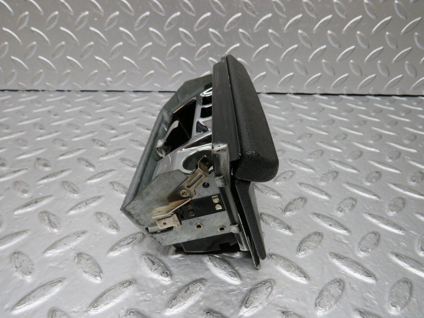 29729 Mercedes-Benz W123 230E Centre Console Ashtray