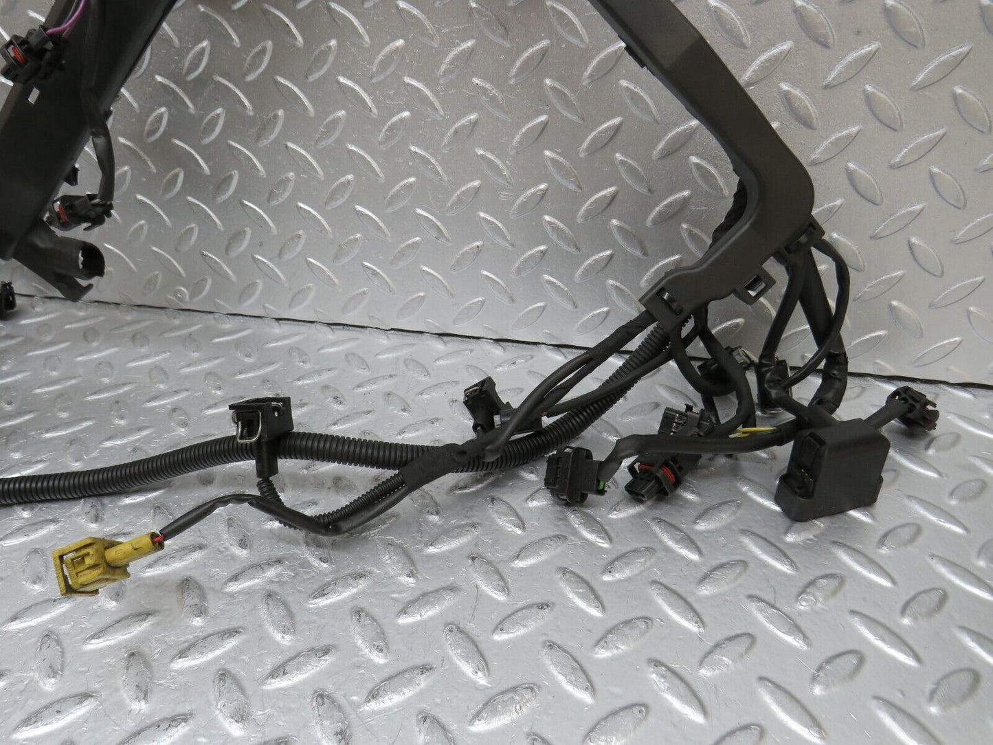 34990 Mercedes-Benz W210 320E Engine Wire Wiring Harness 2104401206