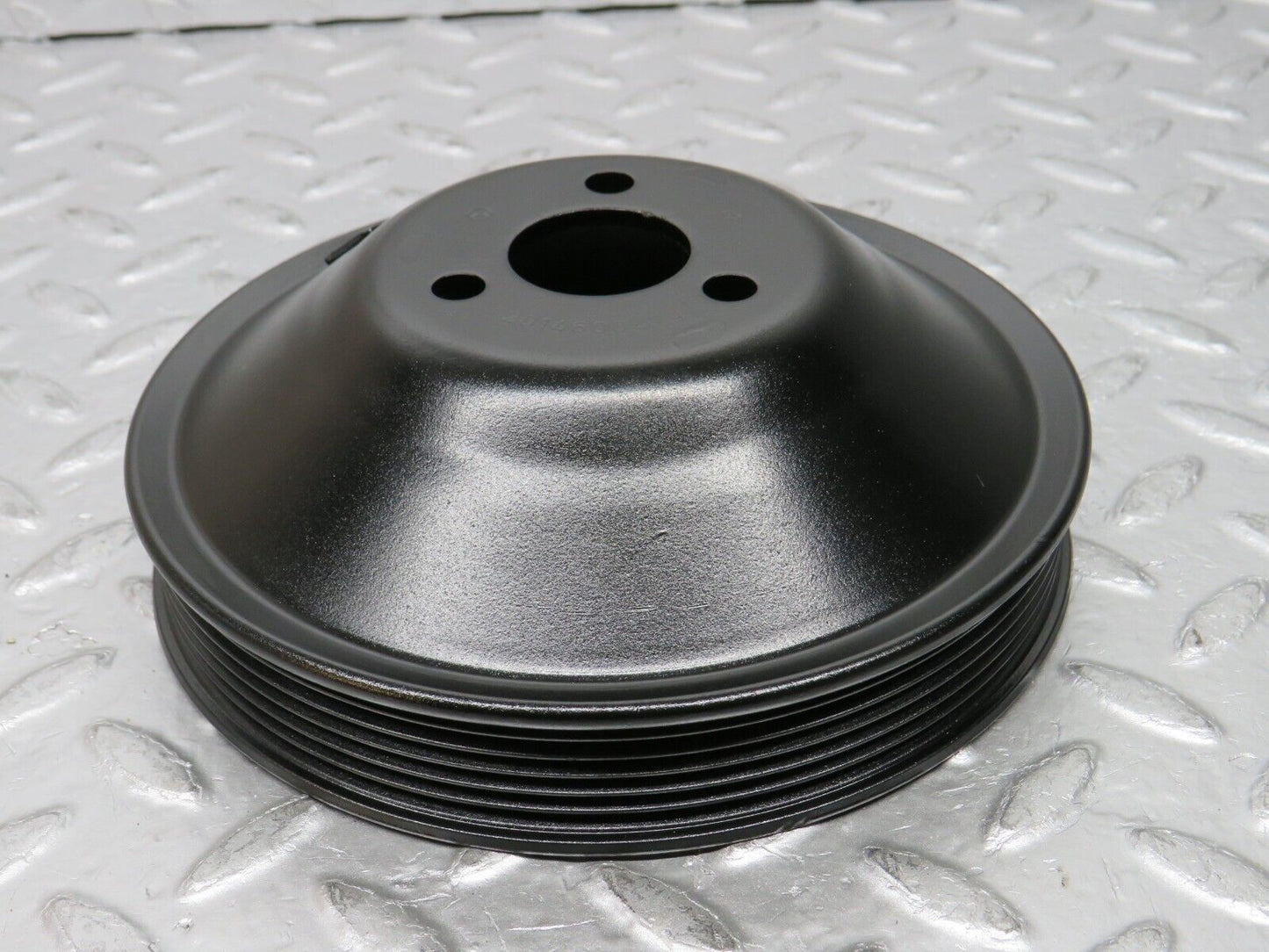 31674 Mercedes-Benz W201 190LE Steering Pump Pulley 2014600479