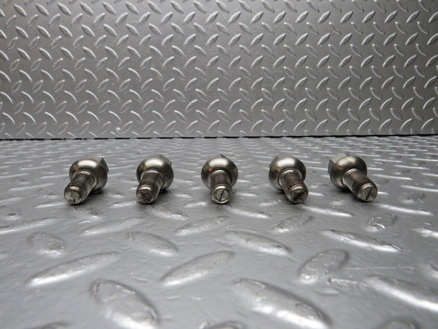 30773 Mercedes-Benz 5x Steel Wheel Lug Bolt M12x1.5