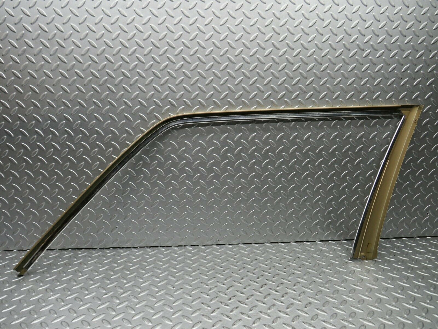 22215 Mercedes-Benz S123 280TE Wagon Window Frame Rear Left
