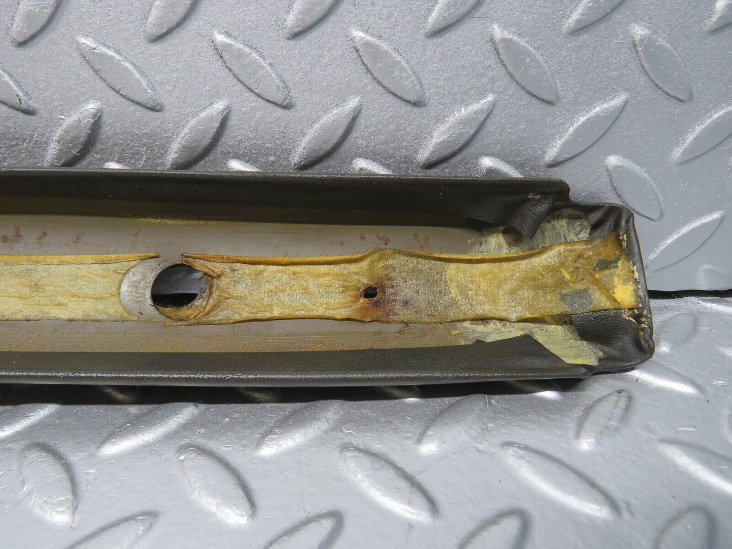 40241 Mercedes-Benz W110 230 B Pillar Cover Left Side