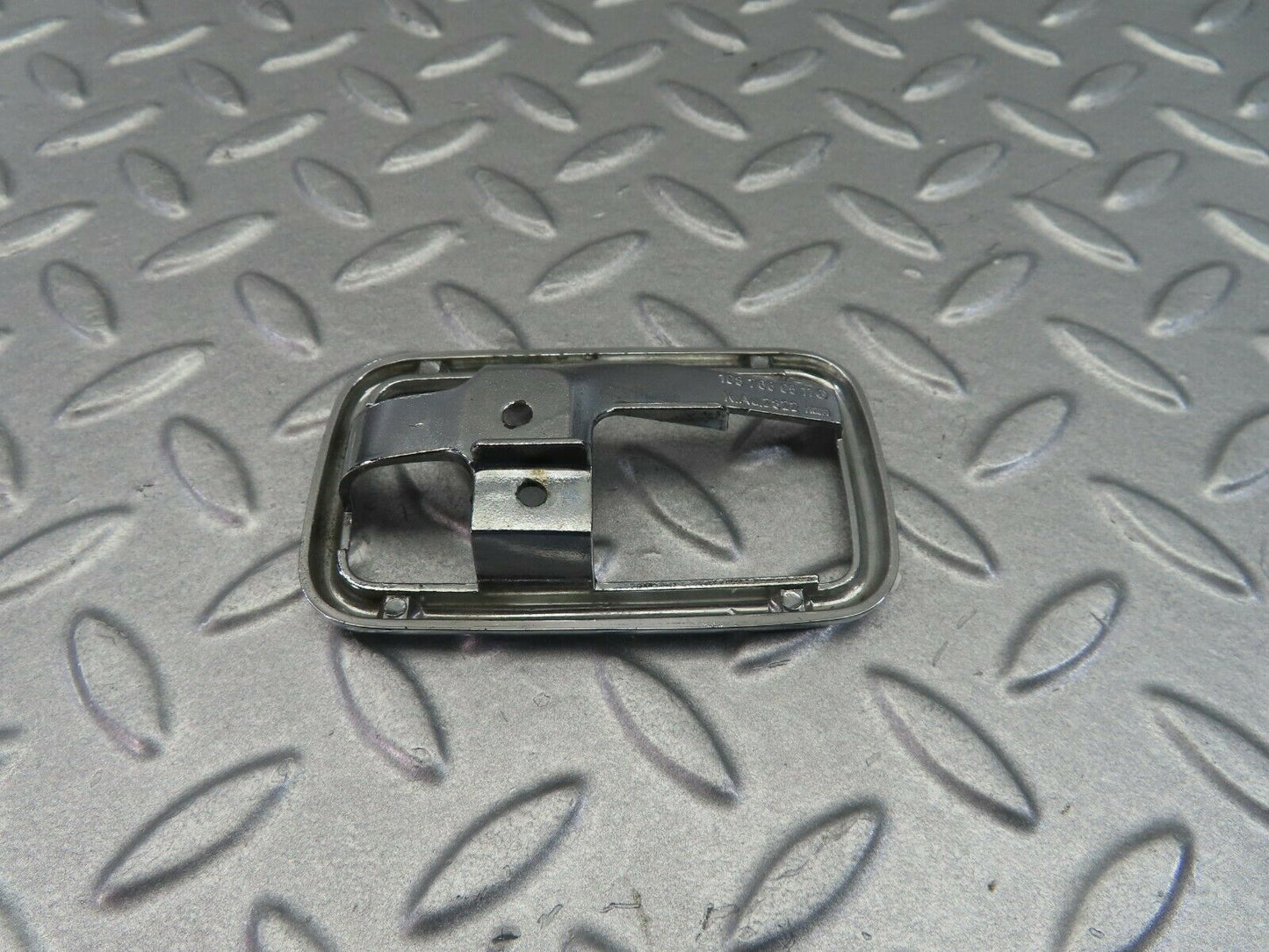 7854 Mercedes-Benz W115 220D Chrome Frame For Door Handle Left 1087660511