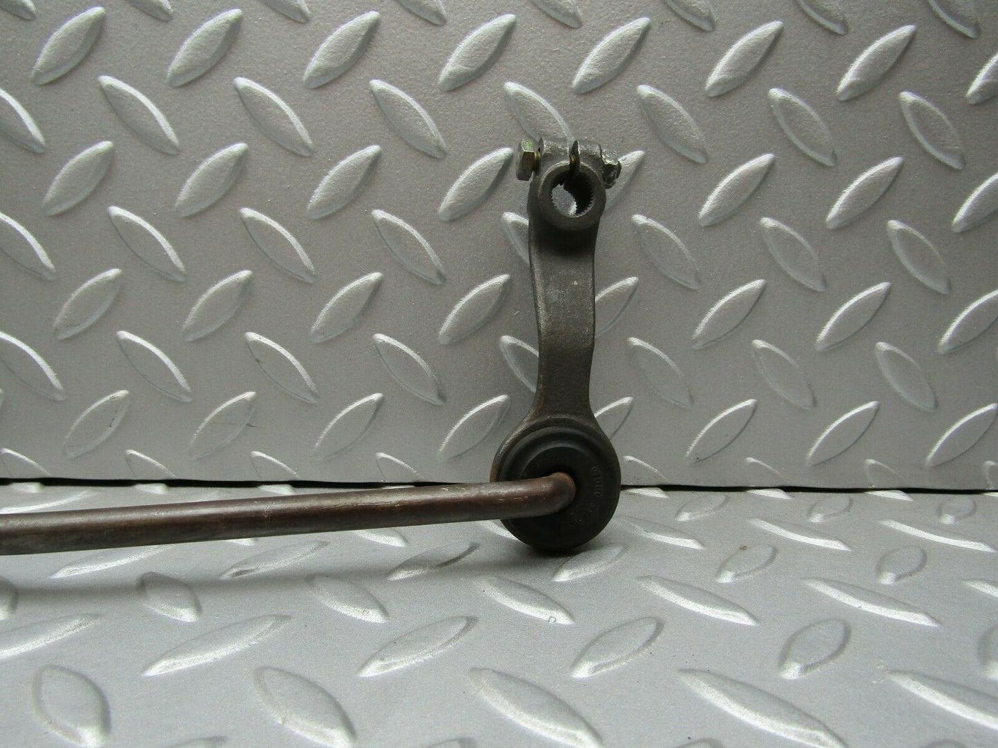 3295 Mercedes-Benz W115 220D Manual Gear Shift Linkage 1-2 0009920510
