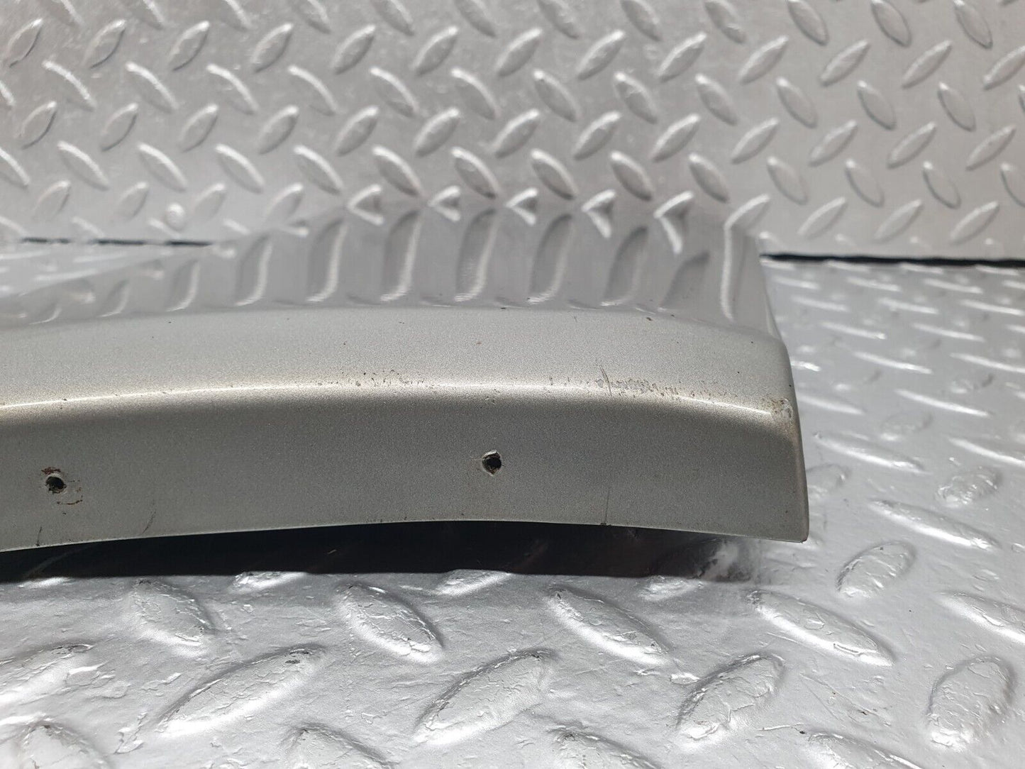 42732 Mercedes-Benz W201 190 2.0L Front Left Fender Wing Moulding Trim 2016905340