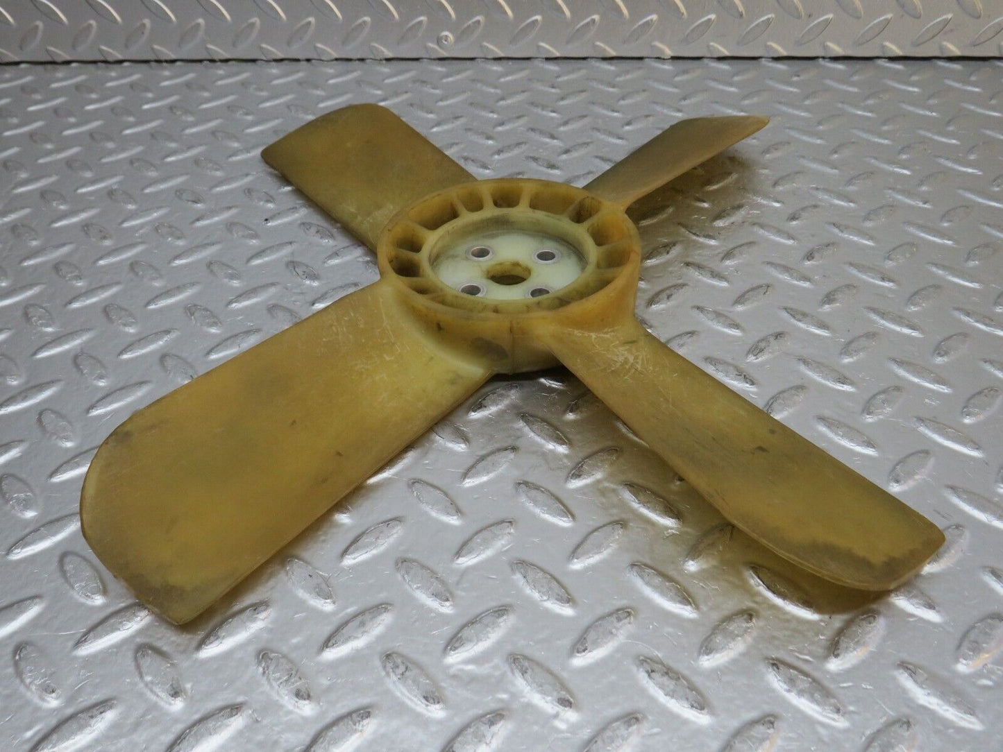 0329 Mercedes-Benz W120 Ponton Engine Cooling Fan 1082050906