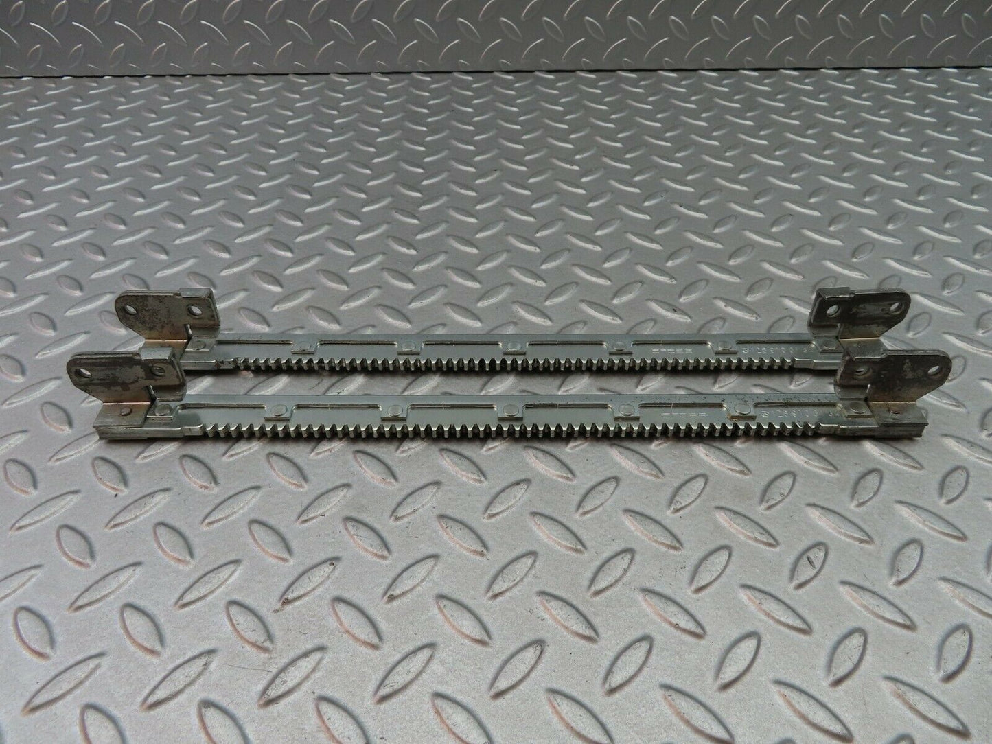 6234 Mercedes-Benz W126 380SE Electric Seat Rail Pair 1269100184