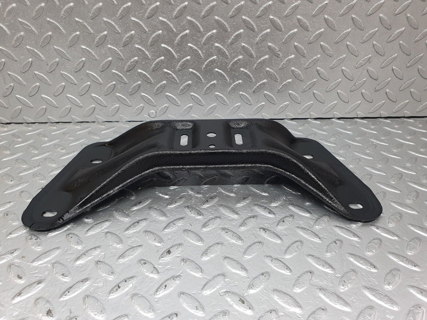 43894 Mercedes-Benz C123 230CE Coupe Gearbox Mount Bracket