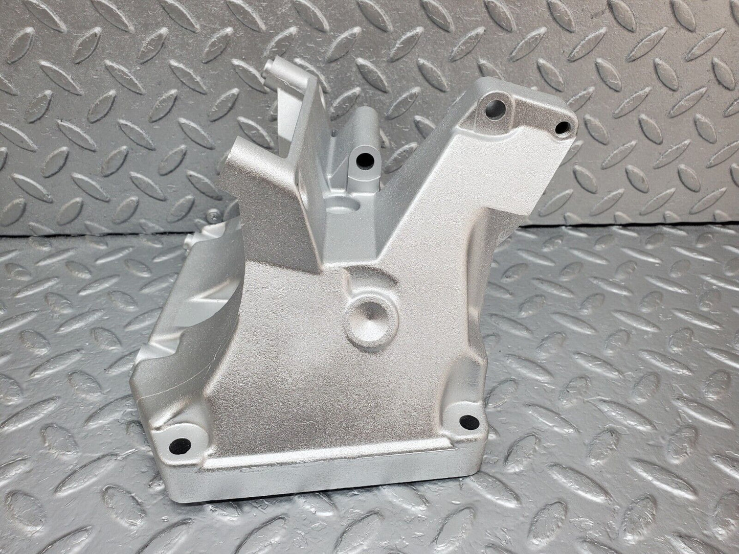 45081 Mercedes-Benz R129 300SL Coupe Power Steering Pump Bracket 1031310935