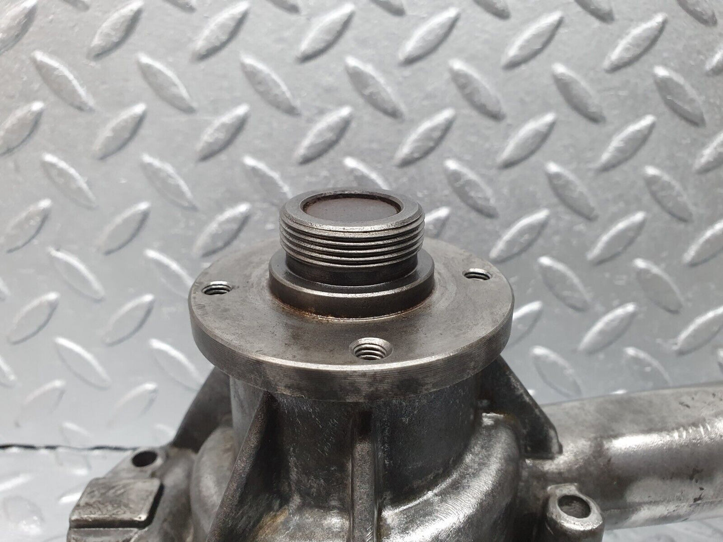 41935 Mercedes-Benz W202 C200 Water Pump