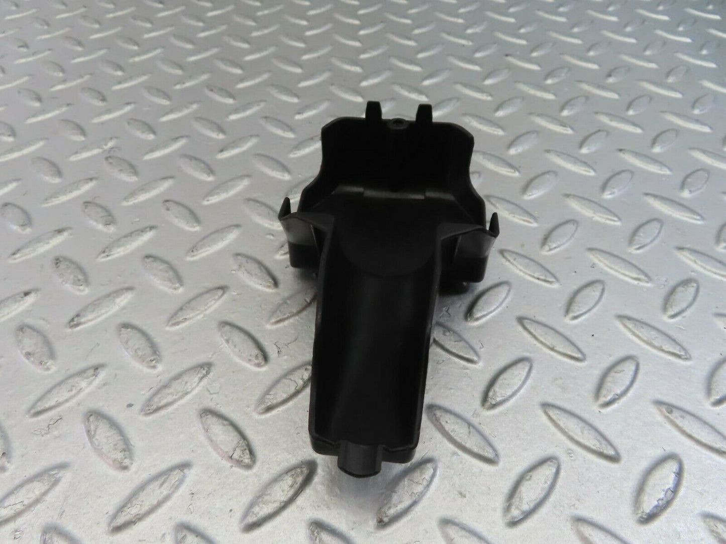 10362 Mercedes-Benz W201 190E Door Lock Vacuum Actuator Rear Left 2018050590