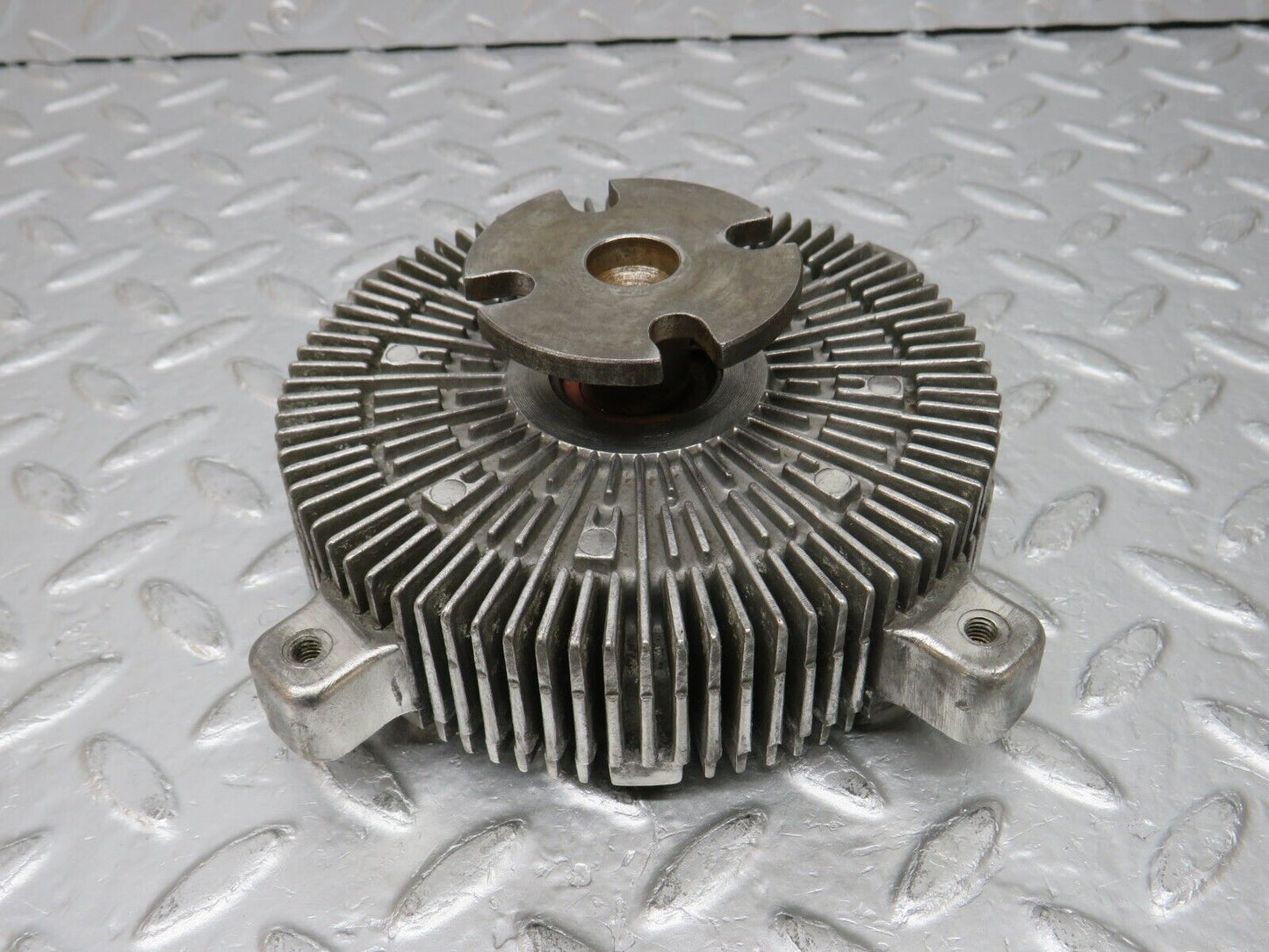 32769 Mercedes-Benz C107 R107 350 V8 Engine Cooling Fan Clutch