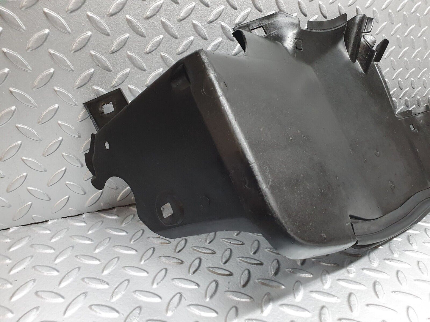 41931 Mercedes-Benz W202 C200 Front Left Inner Fender Splash Guard 2026980130