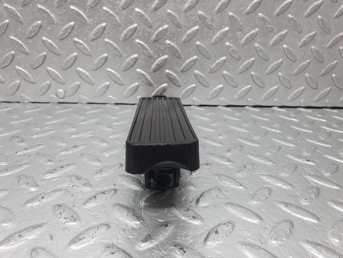 43912 Mercedes-Benz C123 230CE Coupe Accelerator Pedal With Rubber 1233010082