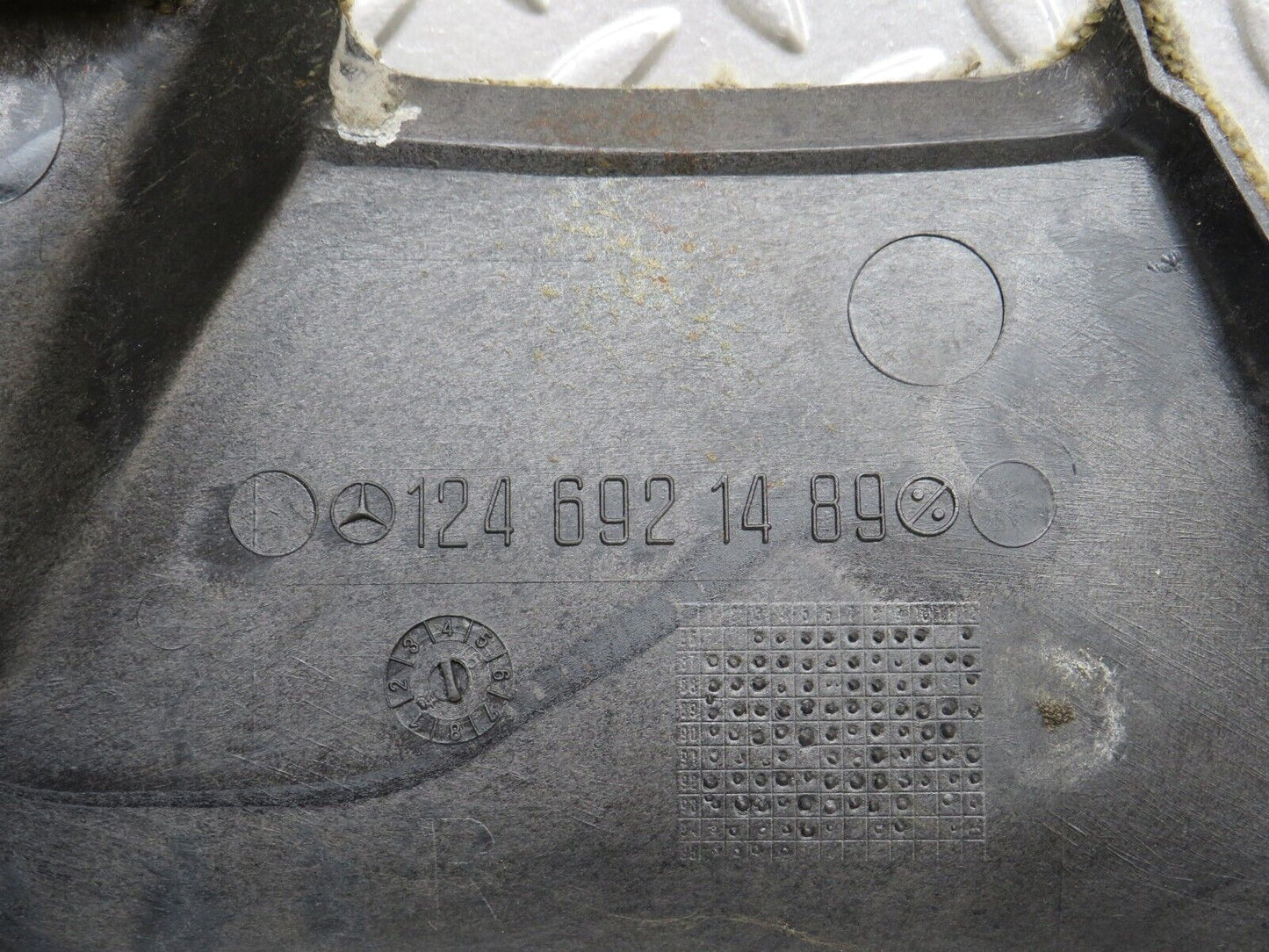 27574 Mercedes-Benz S124 300TE Wagon Trunk Panel Cover Right 1246921489