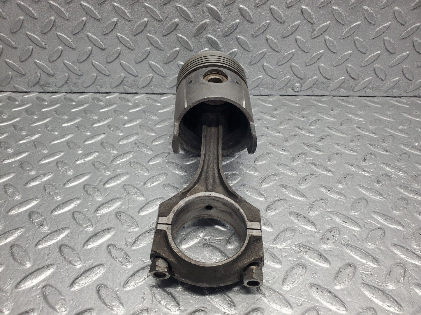 W112 piston with connecting rod used OEM