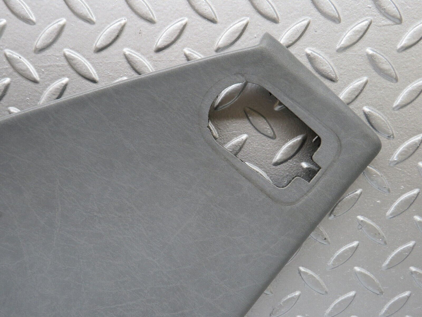 35961 Mercedes-Benz W126 420SE C Pillar Cover Panel Left Side Grey 1266950344