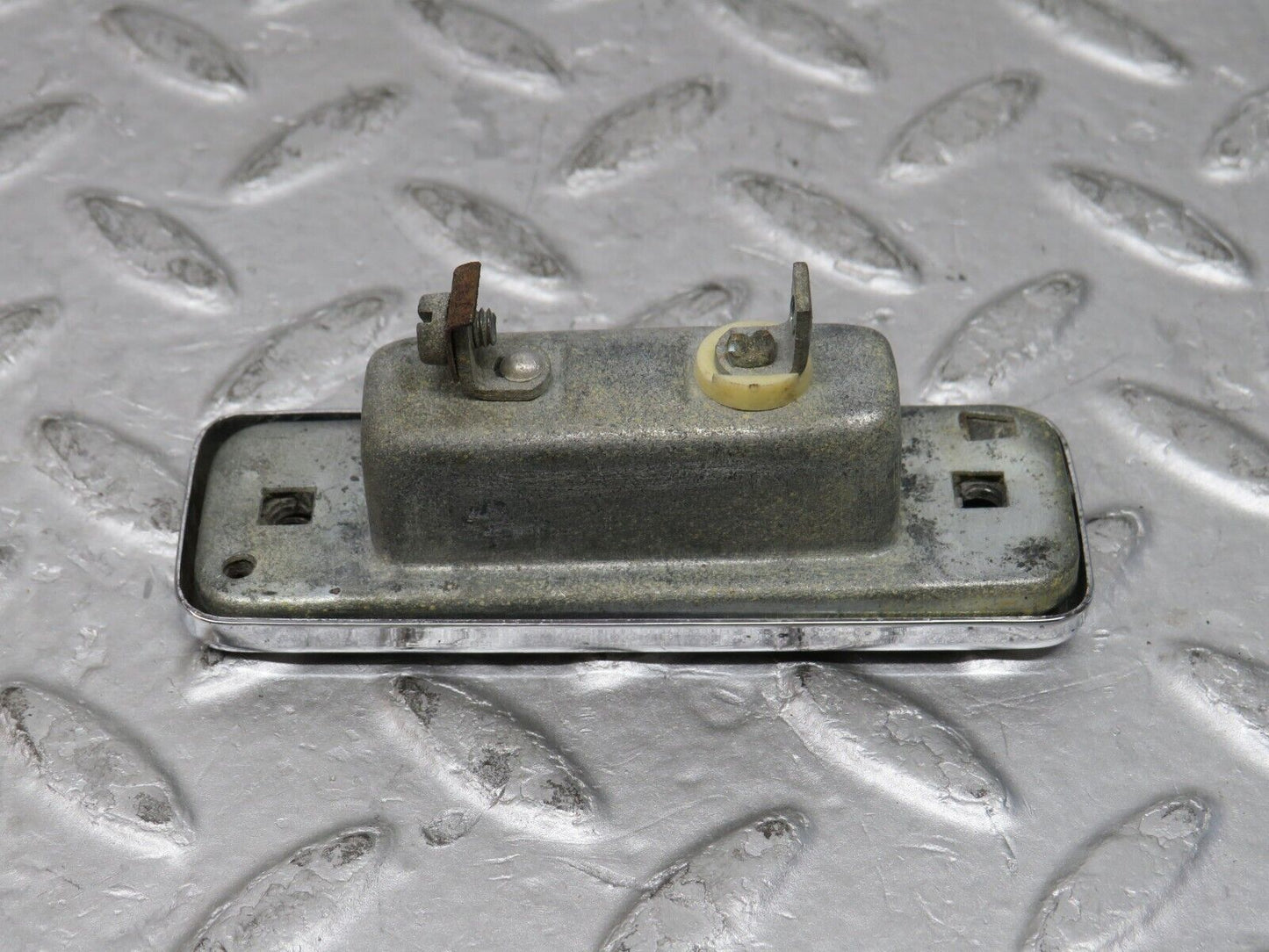37343 Mercedes-Benz W109 300SEL number Plate Light Chrome Hella