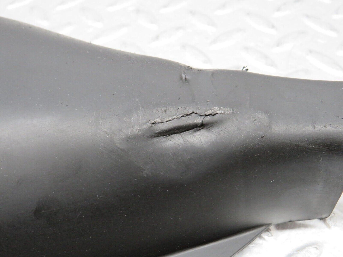 36460 Mercedes-Benz W201 190E 2.0L Rear Control Arm Cover 1243520088
