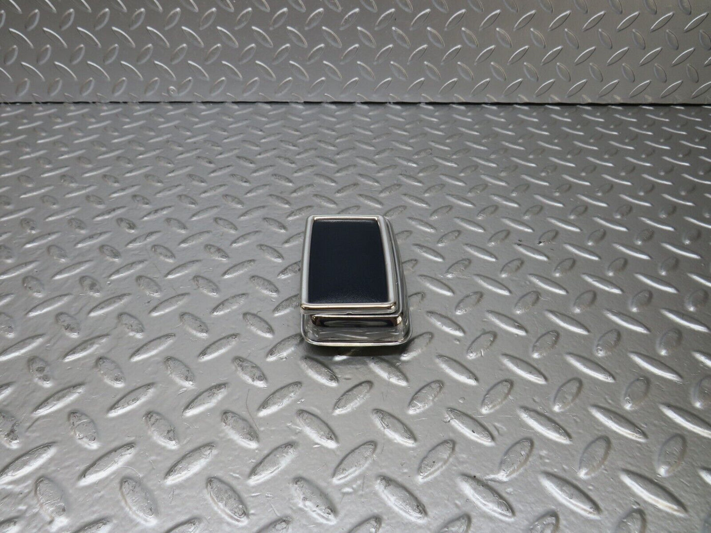 25096 Mercedes-Benz C107 Rear Door Ashtray Blue