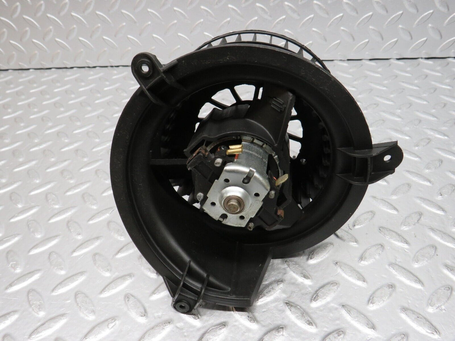 31686 Mercedes-Benz W201 190LE 1.8L Heater Blower Motor 2009/02/27DY