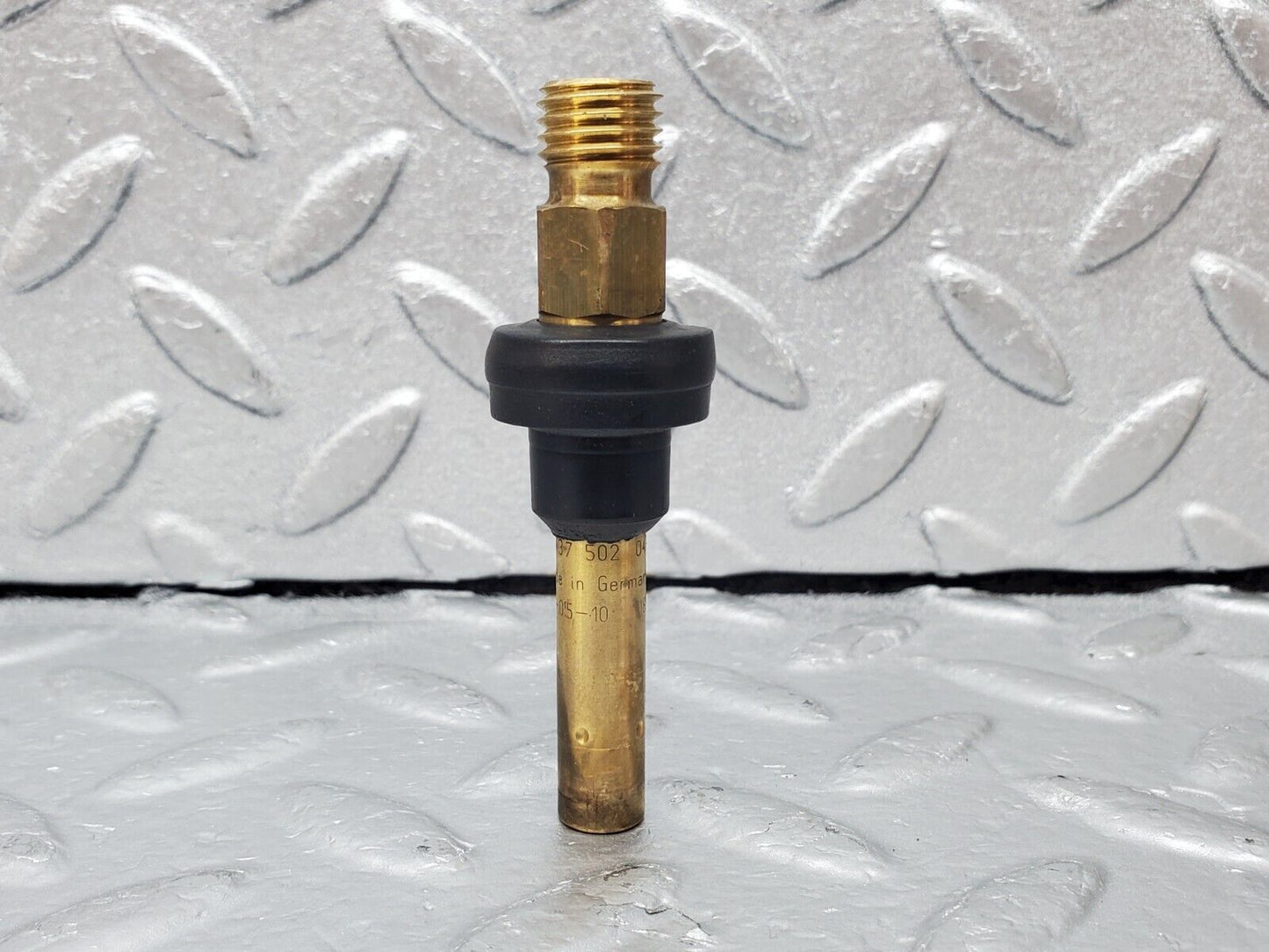 45339 Mercedes-Benz 280E M110.983 Fuel Injector Bosch 0437502047