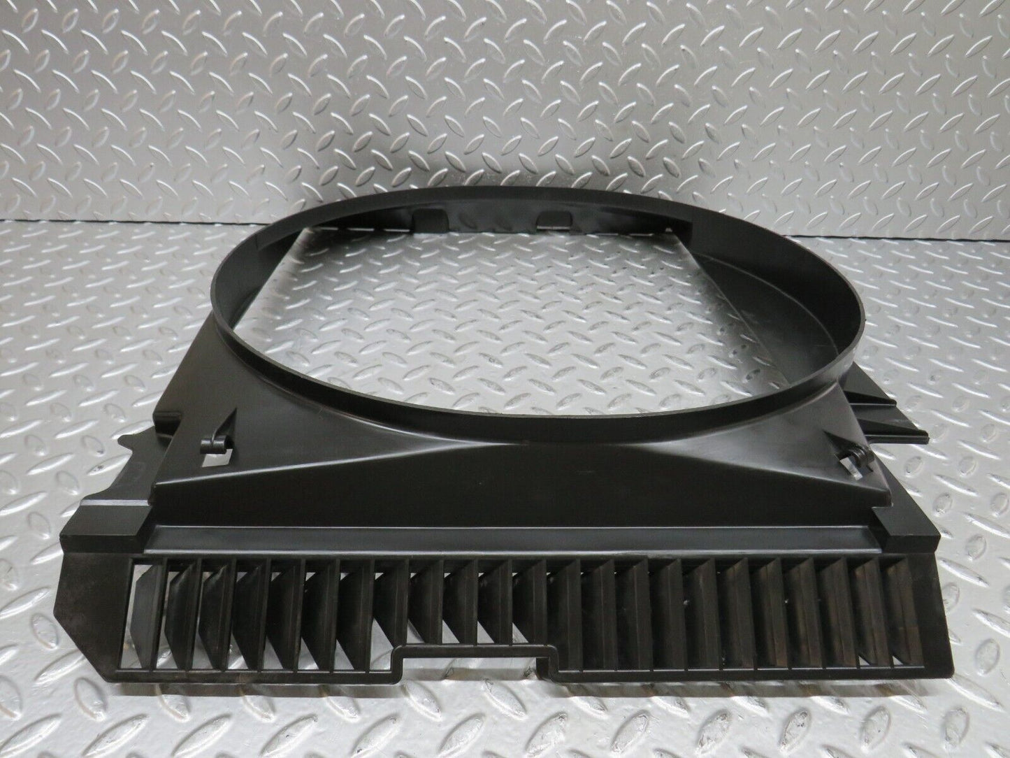 28053 Mercedes-Benz W123 280E Radiator Fan Shroud Fan Cover 1235051655