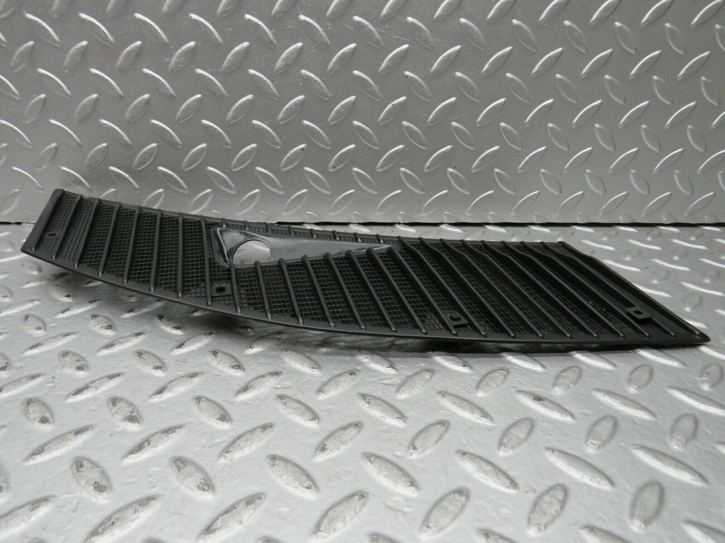 22058 Mercedes-Benz S123 280TE Wagon Air Intake Grill Right Side 1238363065