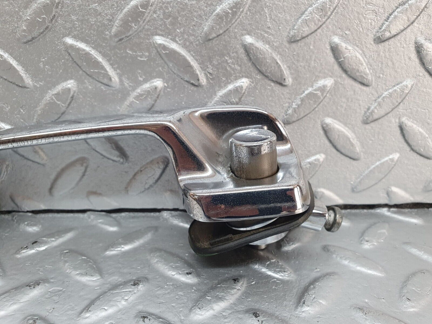 43162 Mercedes-Benz W108 280SE Rear Left Door Exterior Handle 1087661102 1087660905 1087661105