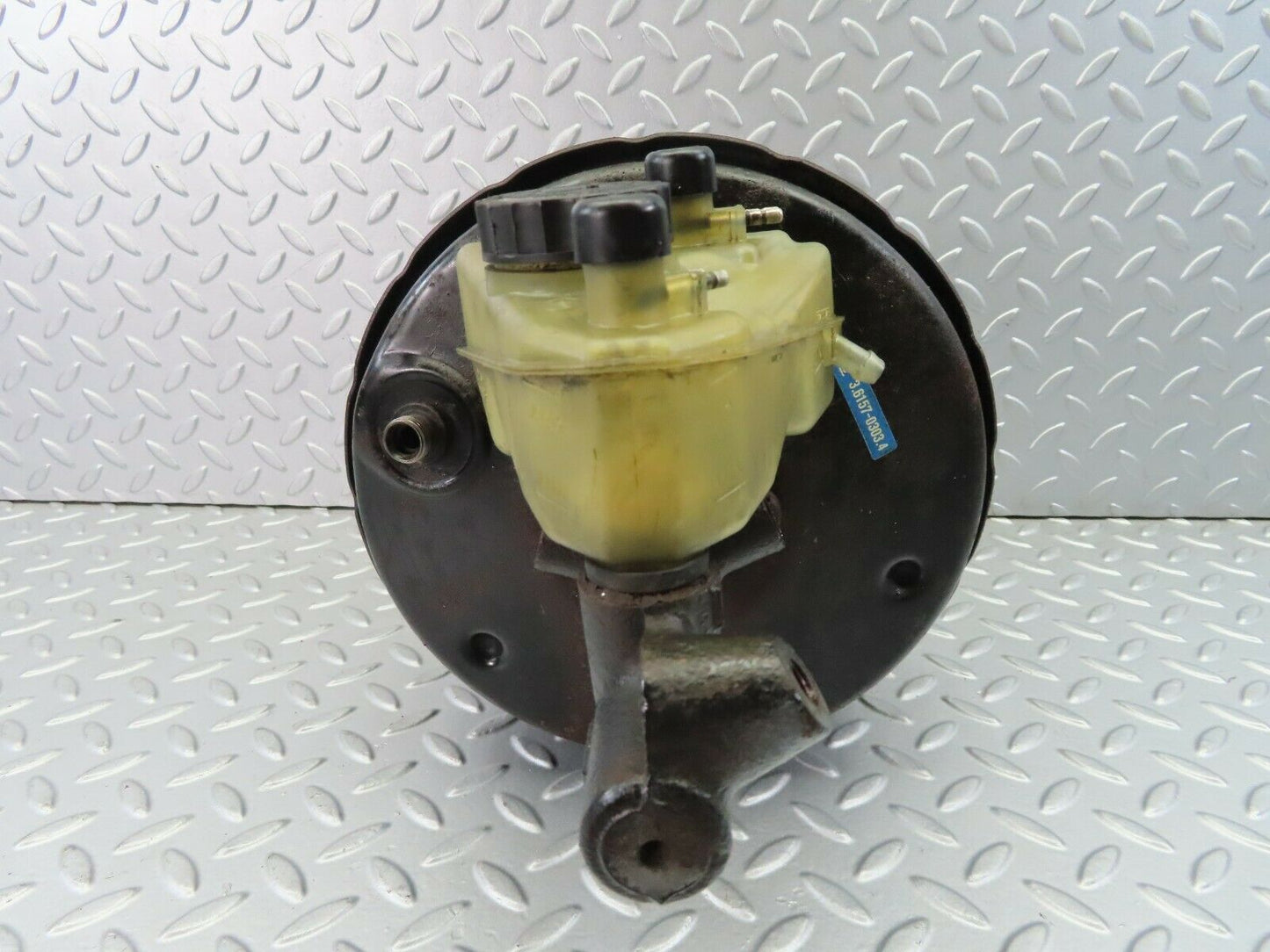 7480 Mercedes-Benz W116 450SE Brake Booster With Master Cylinder