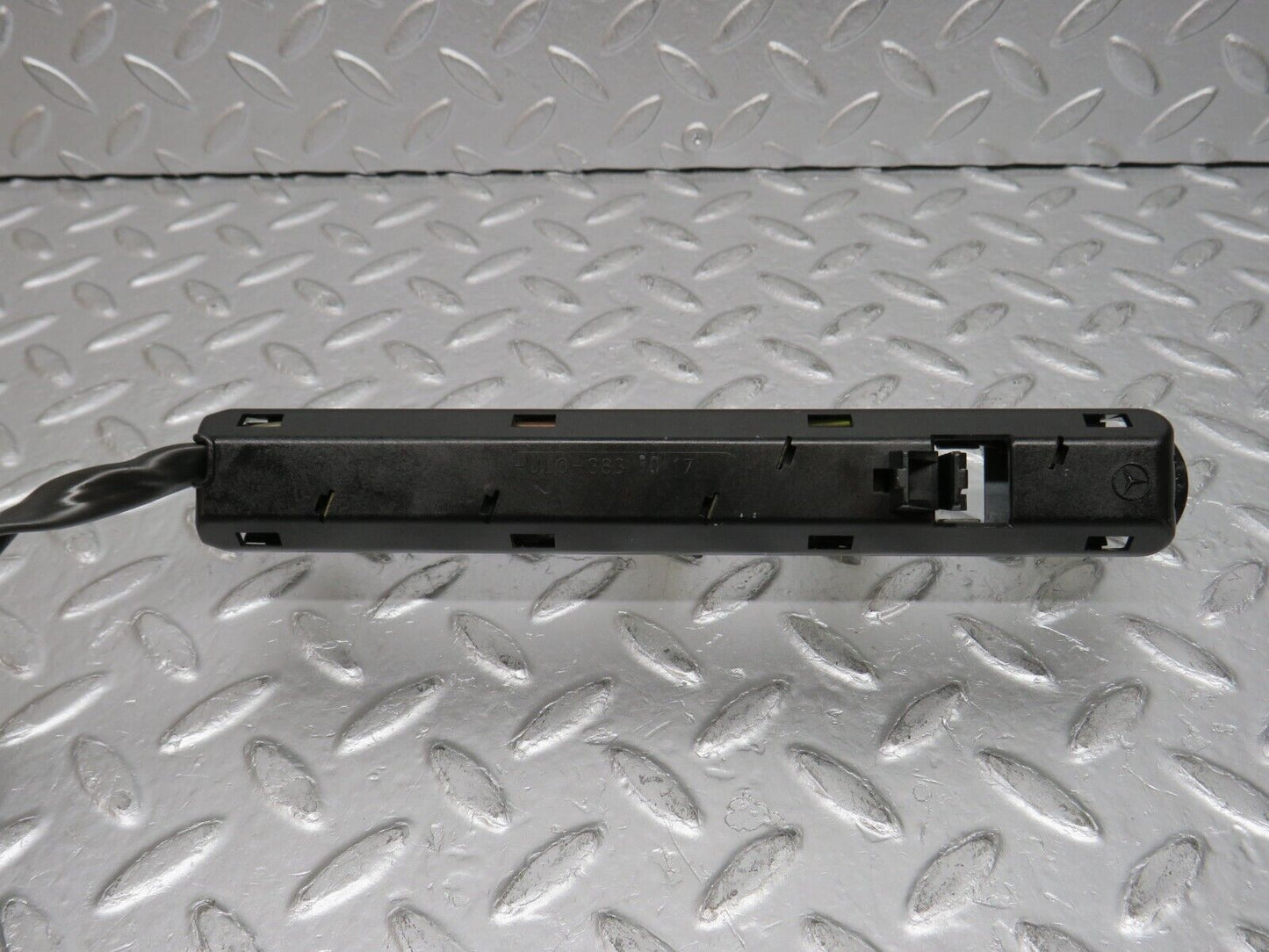32565 Mercedes-Benz S124 300TE Wagon Tail Light Bulb Holder
