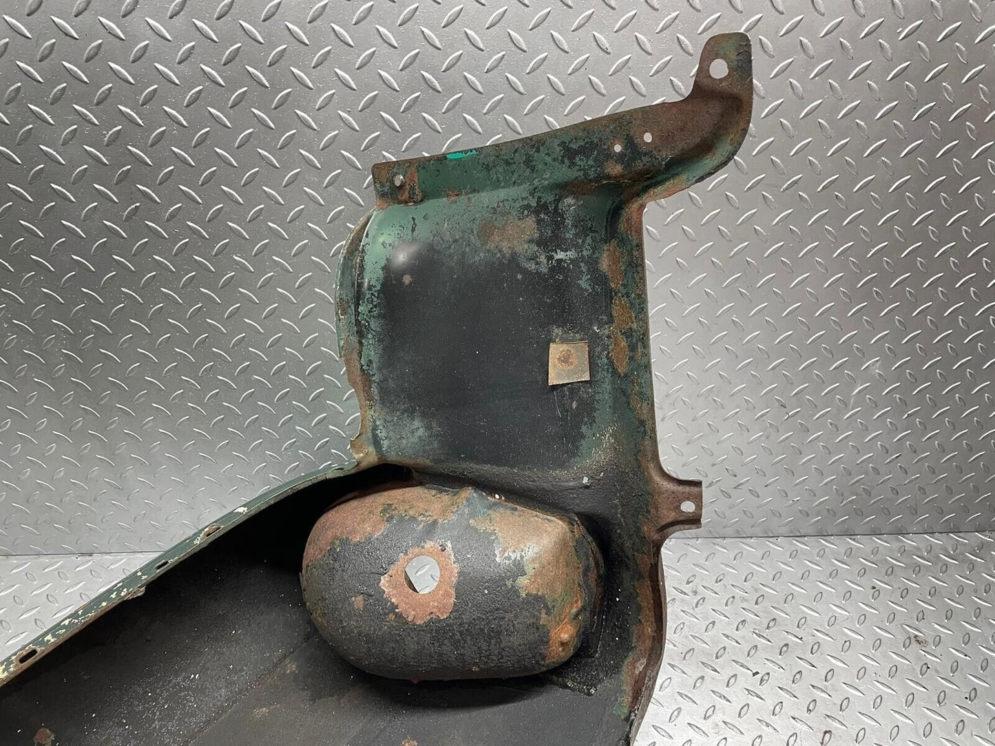 43393 Mercedes-Benz W108 280SE Front Left Wing Fender
