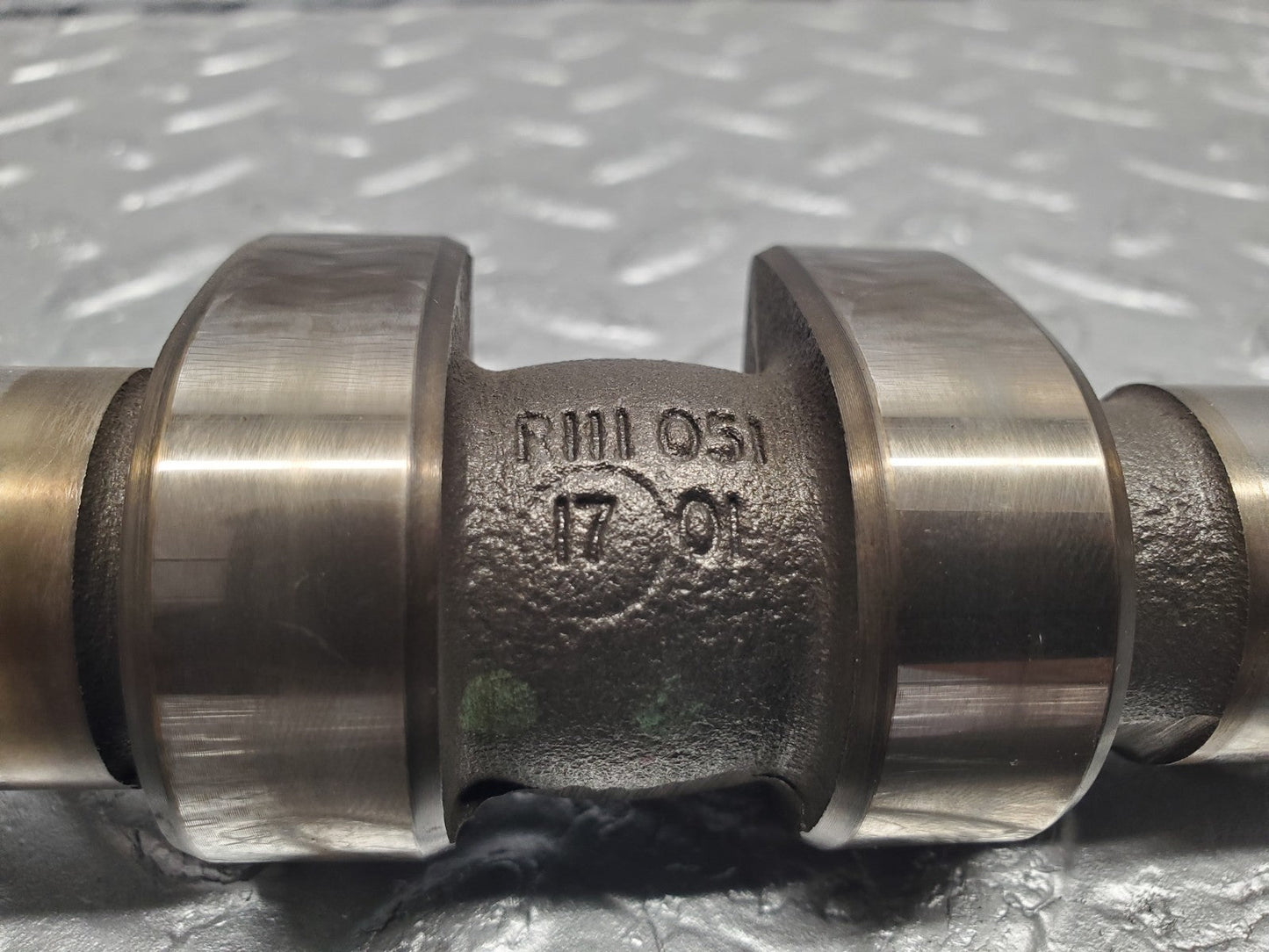 W124 Wagon camshaft exhaust side used OEM