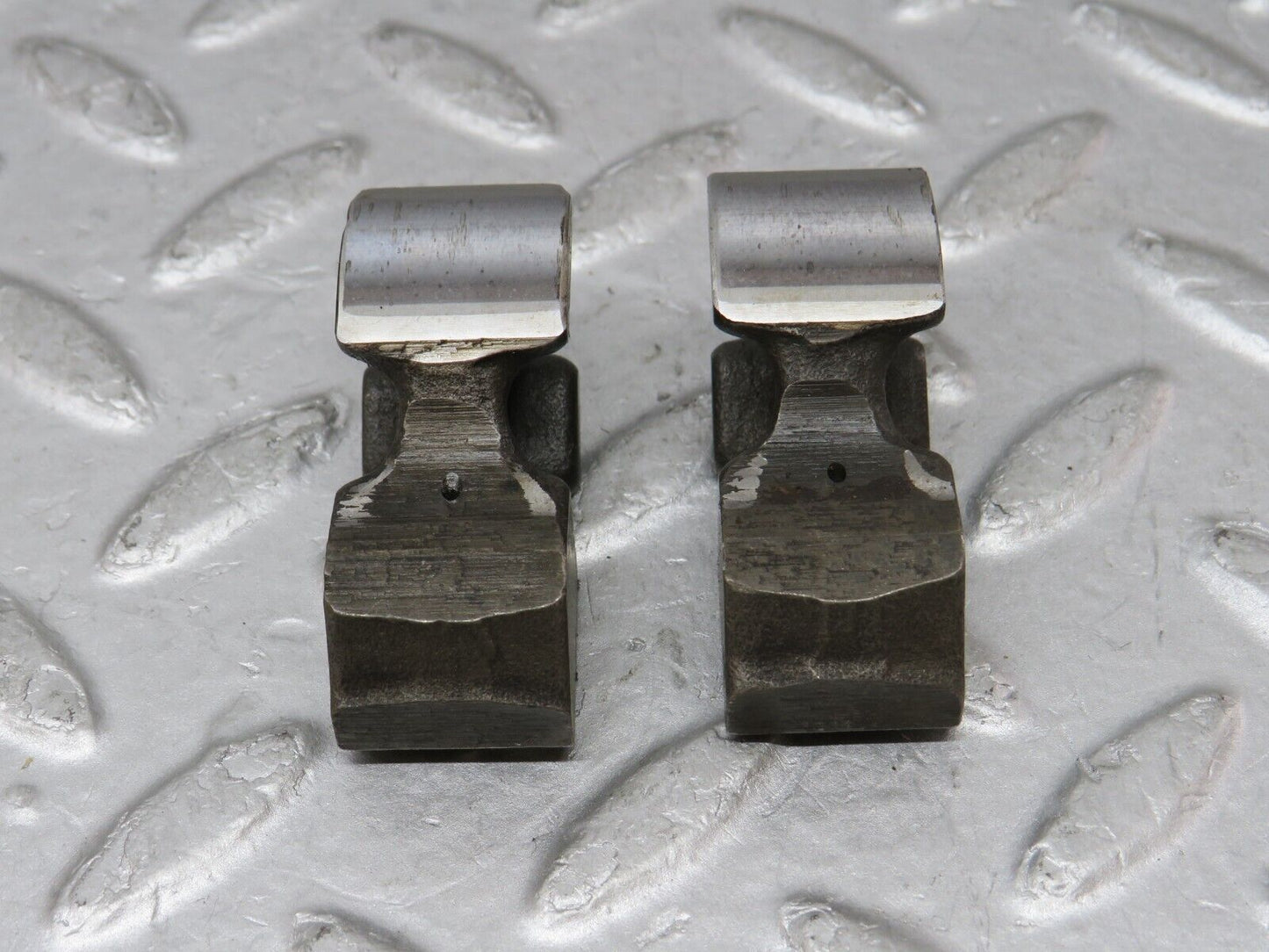 35644 Mercedes-Benz R107 280SL Valve Rocker Arm With Spring And Tappet
