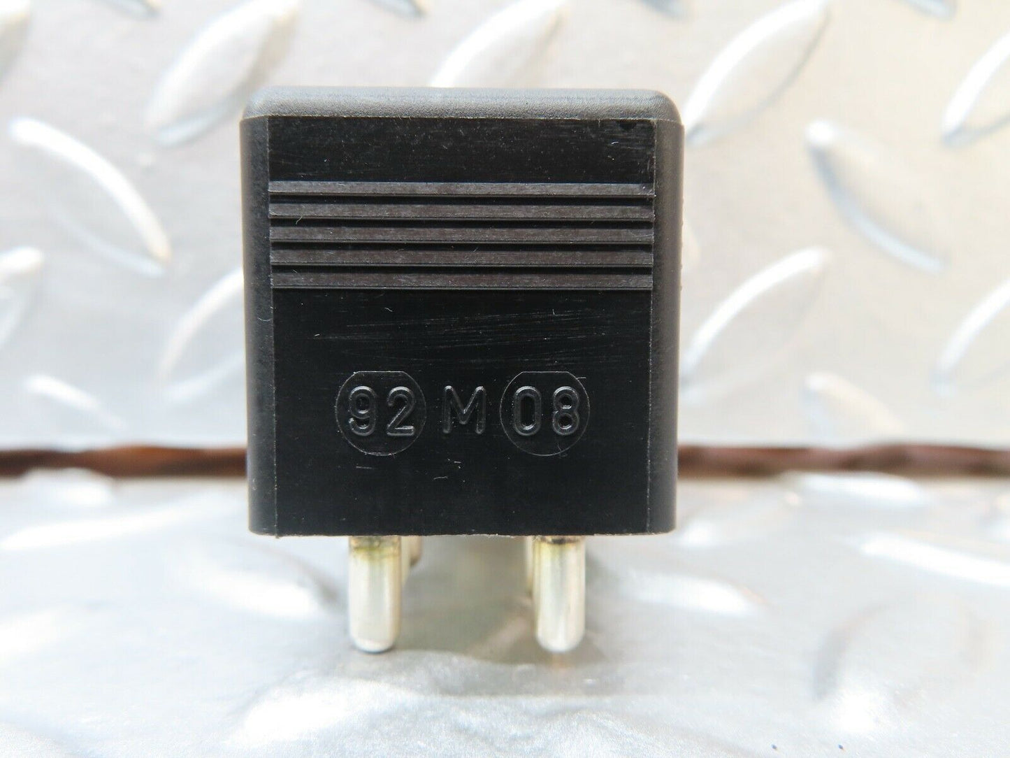 20041 Mercedes-Benz R129 300SL Coupe Auxiliary Fan Relay 0015428219