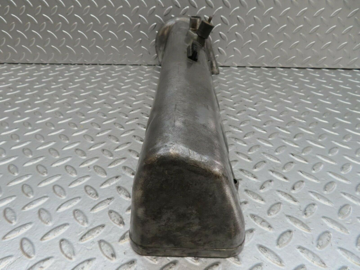 15667 Mercedes-Benz R107 450SL Cylinder Head Valve Cover Left Side 1160163205