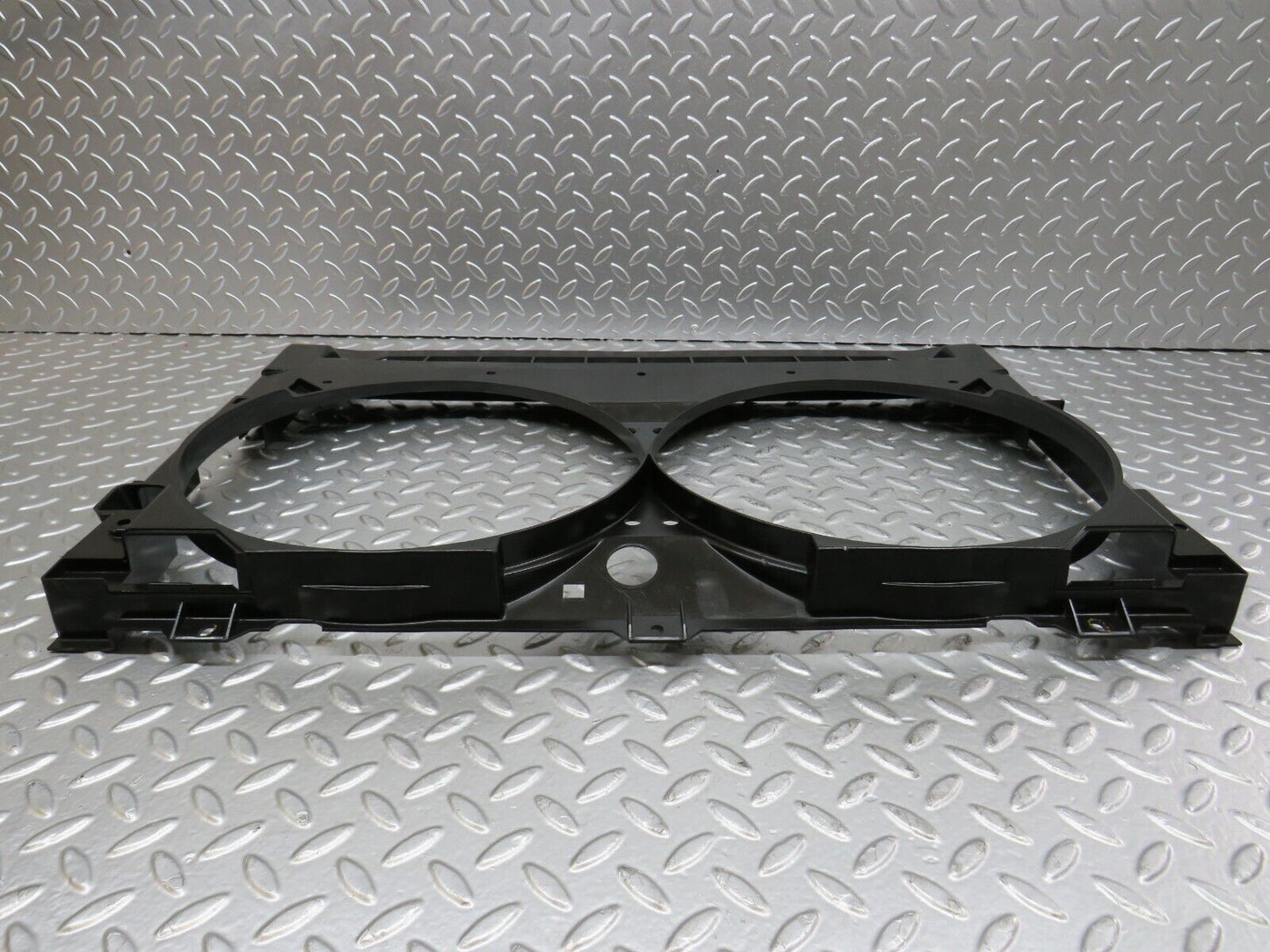 24884 Mercedes-Benz W140 S320 Engine Fan Shroud 1405051855