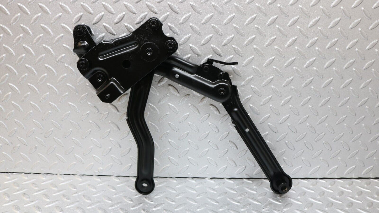 37210 Mercedes-Benz C126 420SEC Coupe Bonnet Hinge Left Side