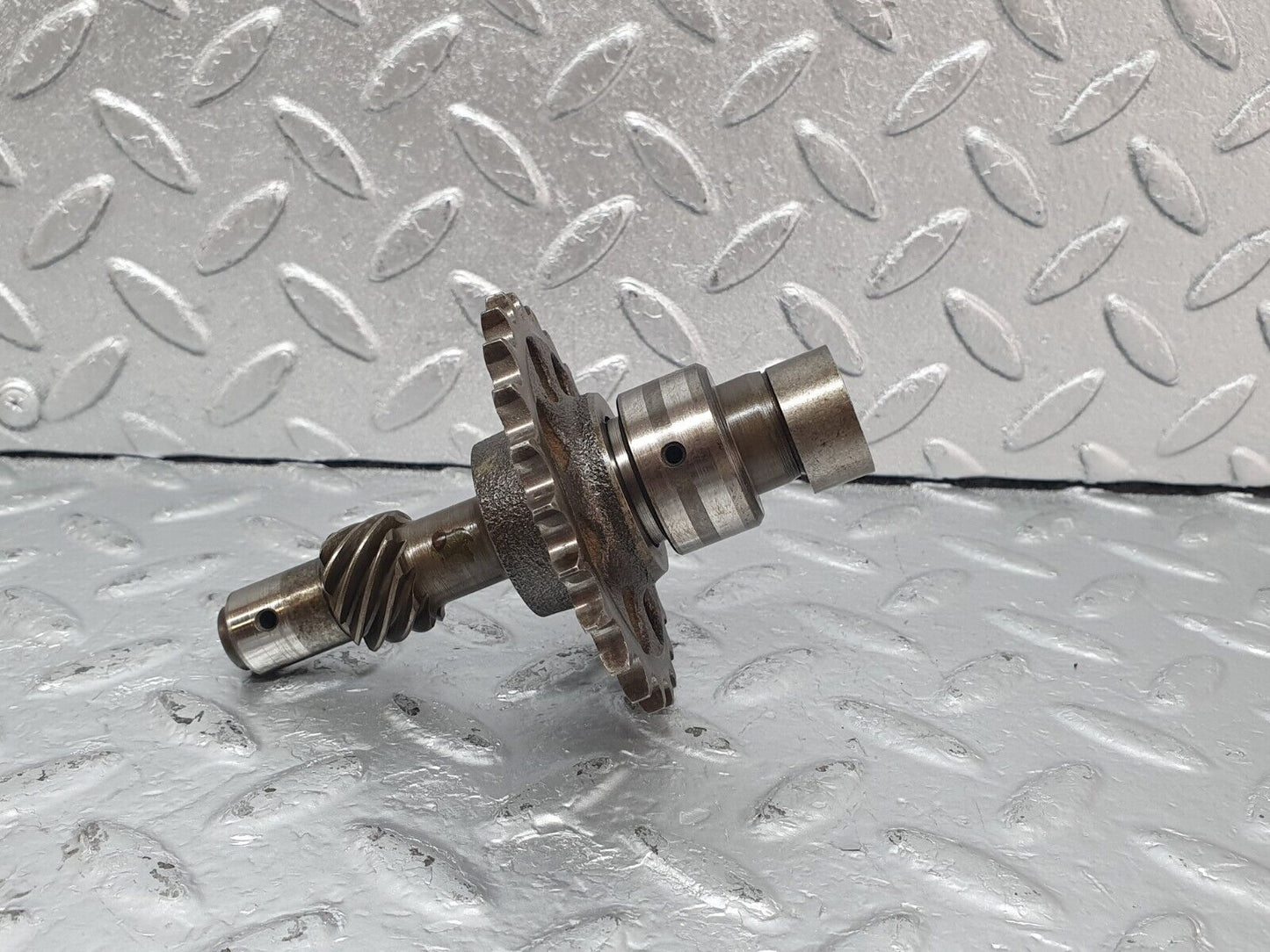 44032 Mercedes-Benz C123 230CE Coupe Camshaft Intermediate Gear 1020520102
